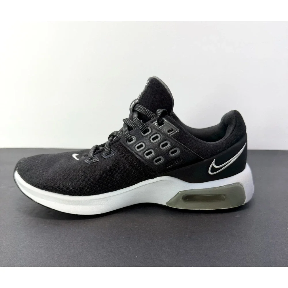 Nike Air Max Motion 2 Women’s size 6.5 AO0352-007 Black White Running Shoes